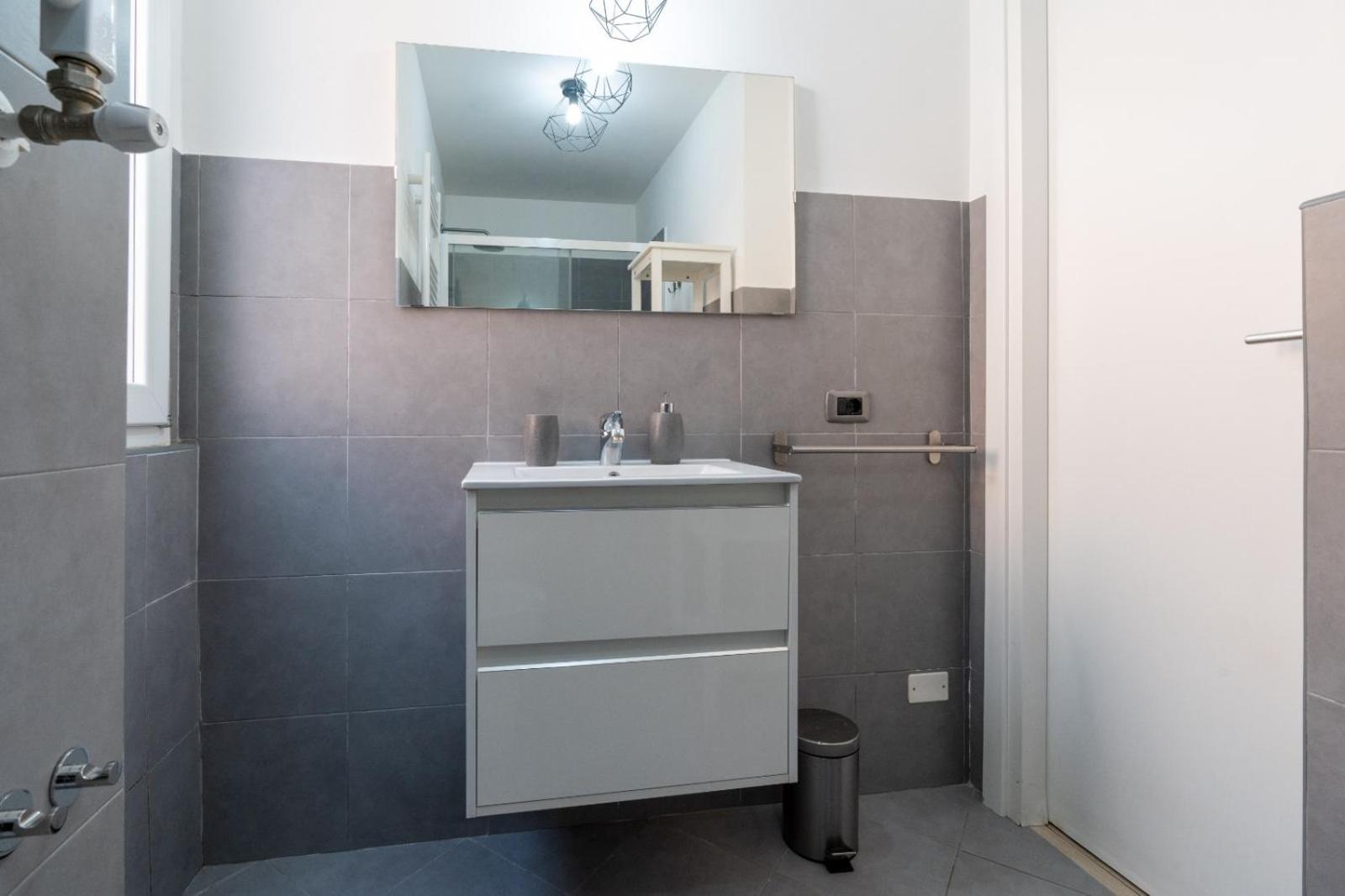 Ciampino-Roma - Modern Apartment-Airport & Station Экстерьер фото